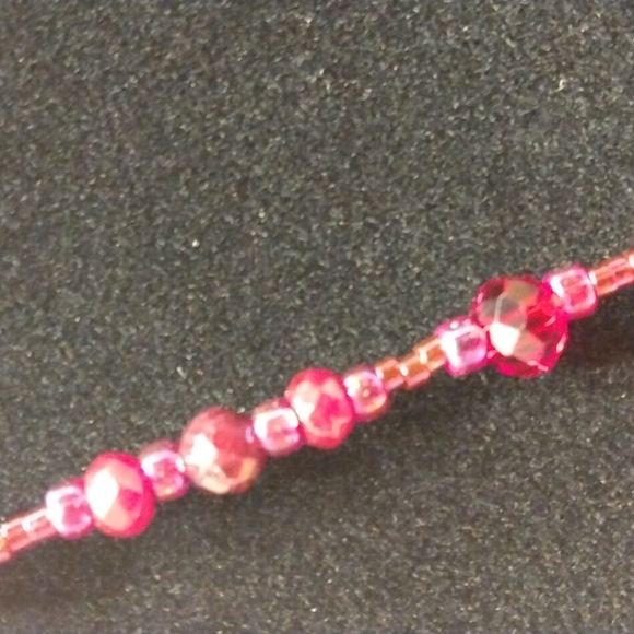 Handmade beaded necklace - Picture 4 of 4